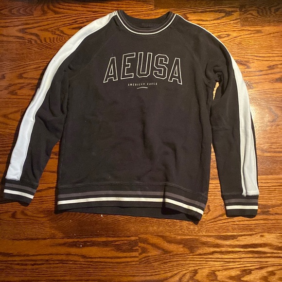 crewneck - Picture 1 of 1